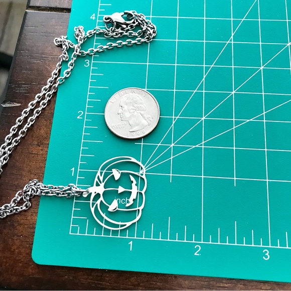 🆕 Pumpkins Laser Etched Necklace and Earrings Set Stainless Steel - Picture 3 of 6